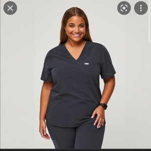 FIGS NIGHT SKY CATARINA SCRUB TOP NWT